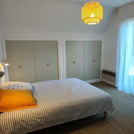 Ferienhaus A Deux Pas De La Mer, Au Calme Dans Le Bois Roscoff