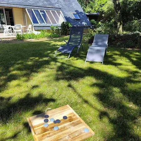 A Deux Pas De La Mer, Au Calme Dans Le Bois *